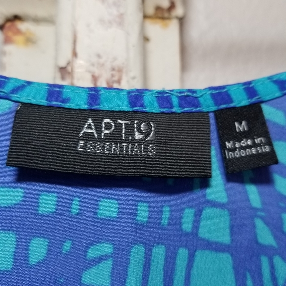 Apt. 9 tank top - Picture 4 of 5